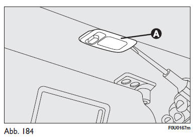 Fiat Punto. Kofferraumbeleuchtung