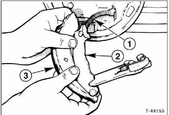 Bremsbacken der trommelbremse aus- und einbauen