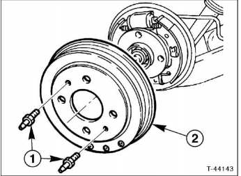 Bremsbacken der trommelbremse aus- und einbauen